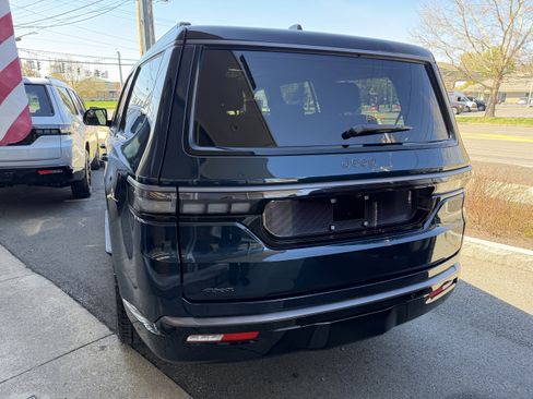 New 2026 Jeep Grand Wagoneer 4WD image 5