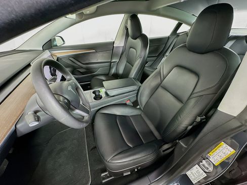 Used 2022 Tesla Model 3 Long Range image 13