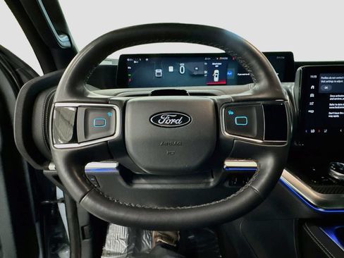 Used 2026 Ford Expedition Max Platinum w/ Stealth Performance Package AWD/4WD image 11