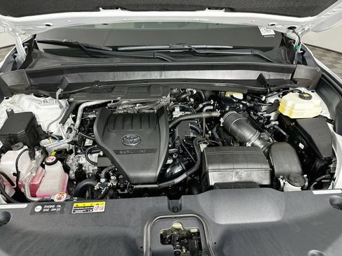 Certified 2026 Toyota Grand Highlander AWD Hybrid image 33