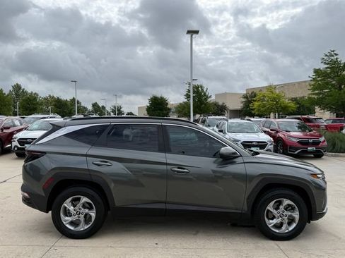 Used 2023 Hyundai Tucson SEL w/ Cargo Package AWD/4WD image 4