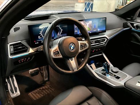 Used 2023 BMW i4 eDrive40 w/ M Sport Package image 16