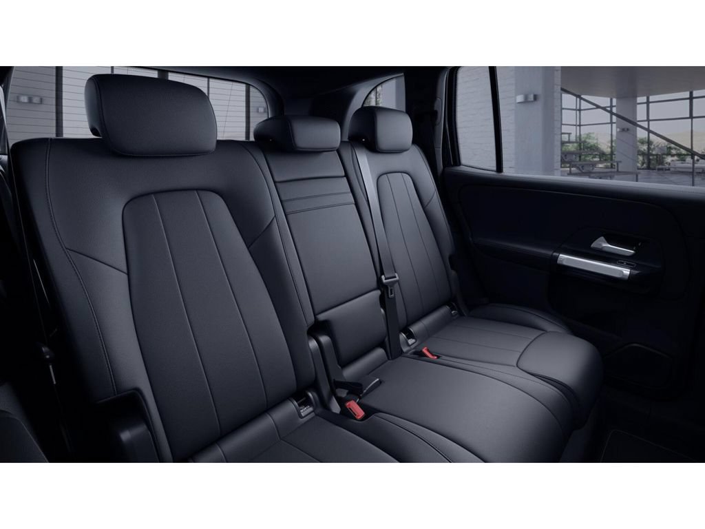 Certified 2023 Mercedes-Benz GLB 250 4MATIC image 5