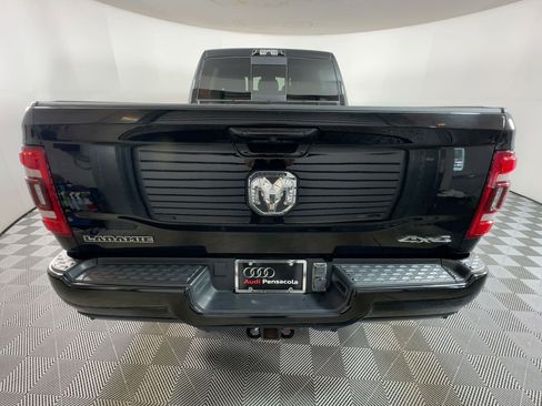 Used 2024 RAM 2500 Laramie w/ Sport Appearance Package image 9