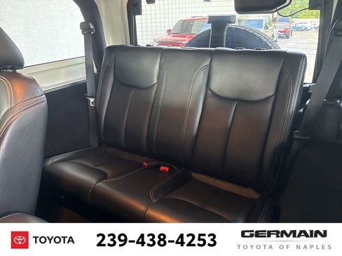 Used 2016 Jeep Wrangler Rubicon AWD/4WD image 16