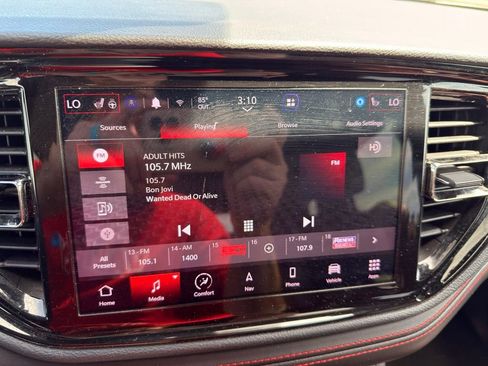 Used 2023 Dodge Durango GT AWD/4WD image 41