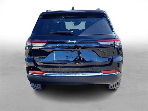 Used 2022 Jeep Grand Cherokee Limited 4xe image 5