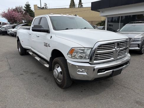 Used 2018 RAM 3500 Big Horn image 7