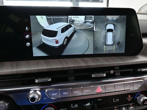 Used 2023 Kia Telluride SX FWD image 26