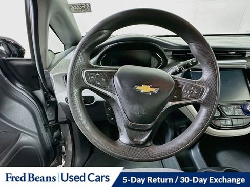 Used 2020 Chevrolet Bolt LT FWD image 16