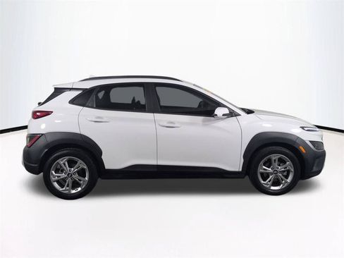 Used 2023 Hyundai Kona SEL w/ Convenience Package FWD image 4