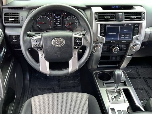 Used 2021 Toyota 4Runner SR5 AWD/4WD image 10