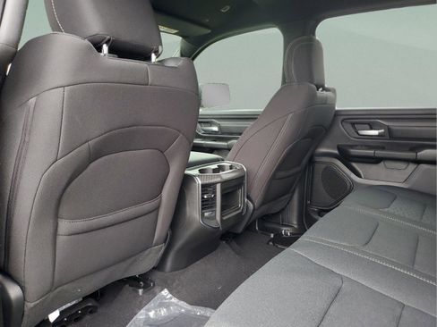 New 2026 RAM 1500 Express AWD/4WD image 9