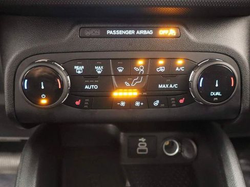 Certified 2023 Ford Bronco Sport Outer Banks w/ Tech Package AWD/4WD image 40