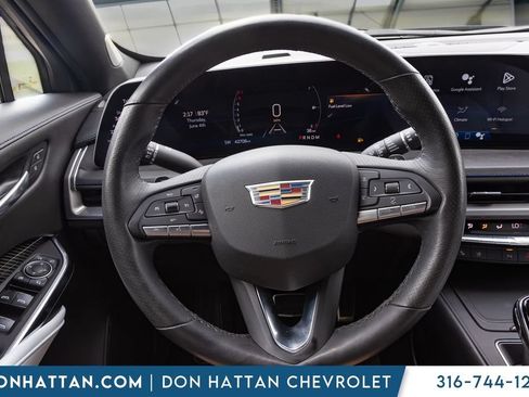 Used 2024 Cadillac XT4 Sport FWD image 5