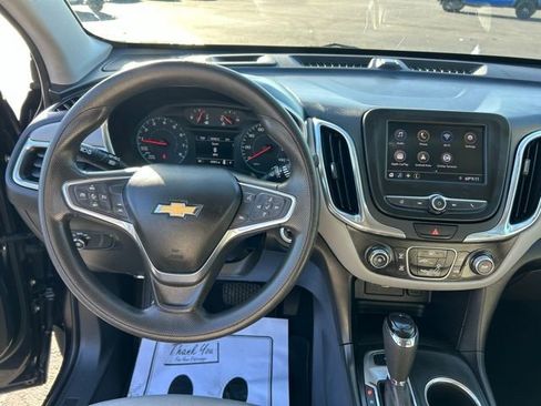 Used 2020 Chevrolet Equinox LS w/ LS Convenience Package image 17