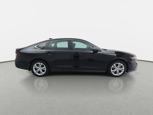 Used 2024 Honda Accord LX image 4