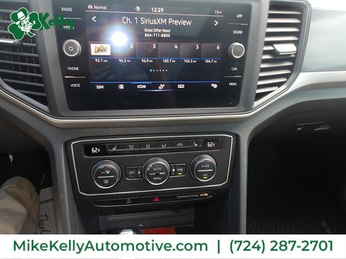 Used 2021 Volkswagen Atlas Cross Sport SE w/ Panoramic Sunroof Package AWD/4WD image 19