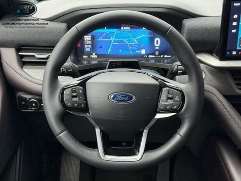 New 2026 Ford Explorer Platinum w/ LUX Leather Package AWD/4WD image 28