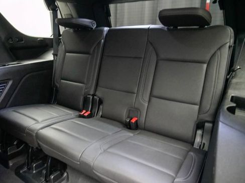 Used 2023 Chevrolet Tahoe Z71 w/ Luxury Package AWD/4WD image 25