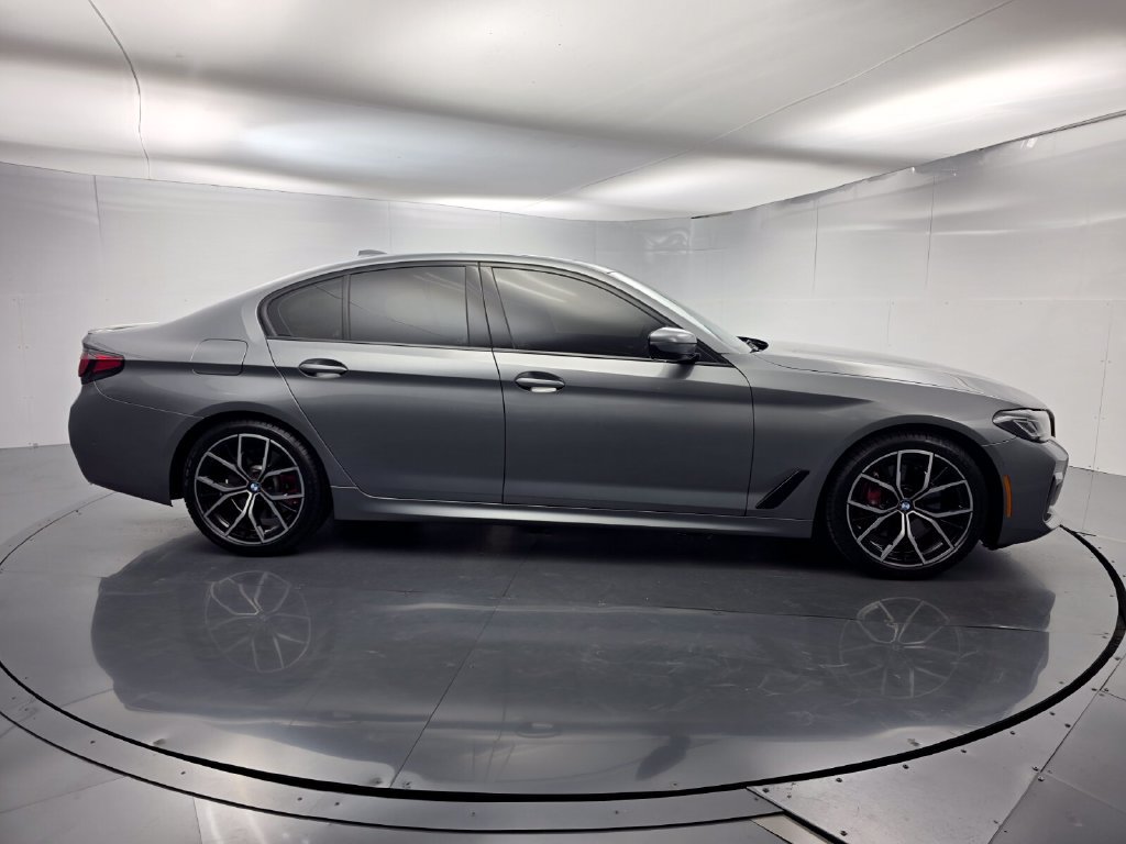 Certified 2023 BMW 530i xDrive w/ M Sport Package AWD/4WD image 3