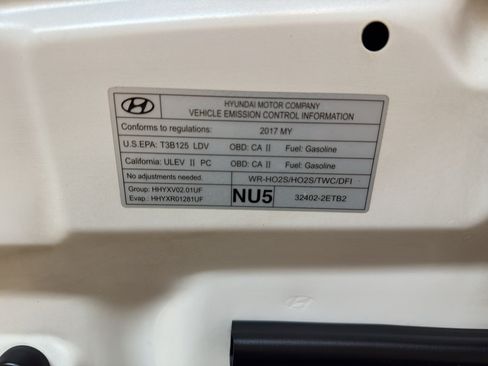 Used 2017 Hyundai Tucson SE w/ SE Popular Package 02 FWD image 33