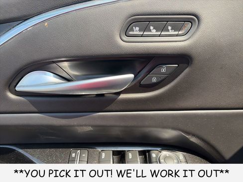 Used 2024 Cadillac Escalade Sport AWD/4WD image 12
