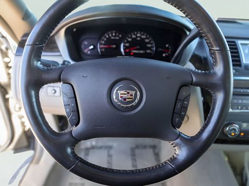 Used 2010 Cadillac DTS Luxury image 15