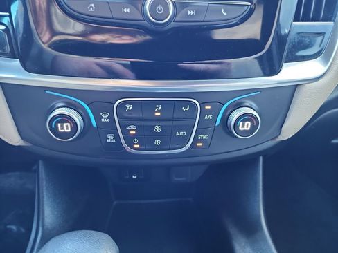 Certified 2023 Chevrolet Traverse LS w/ Safety Package image 27