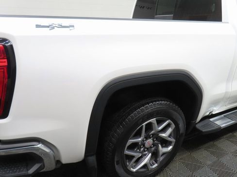 Used 2023 GMC Sierra 1500 SLT w/ SLT Premium Plus Package image 35