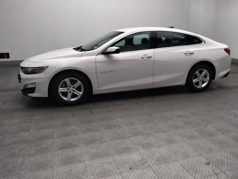 Used 2020 Chevrolet Malibu LS w/ Driver Confidence Package II FWD image 2