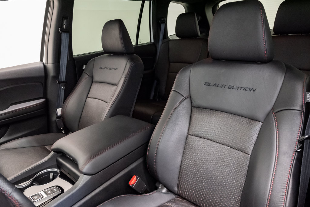 Used 2024 Honda Passport Black Edition image 12
