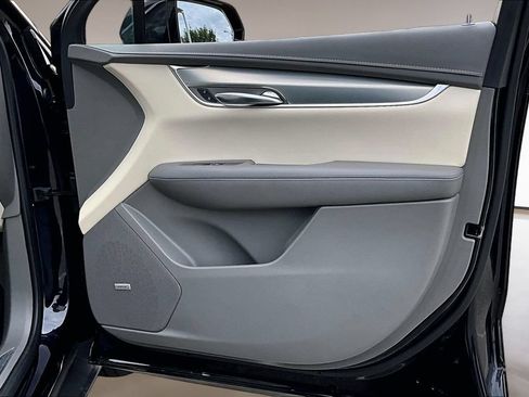 Used 2022 Cadillac XT5 Premium Luxury FWD image 19