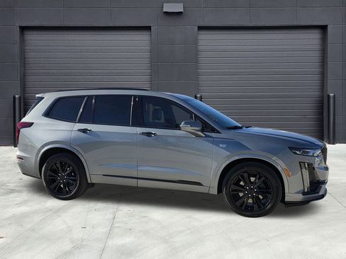 Used 2023 Cadillac XT6 Premium Luxury w/ LPO, Floor Liner Package image 3