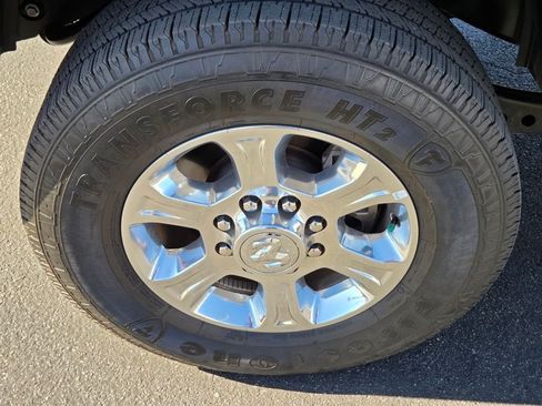 Used 2024 RAM 2500 Big Horn w/ Sport Appearance Package AWD/4WD image 12