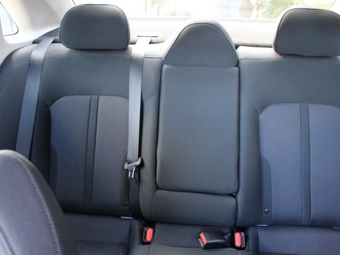 Used 2023 Kia K5 LXS image 30