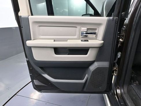 Used 2011 RAM 1500 Big Horn image 33