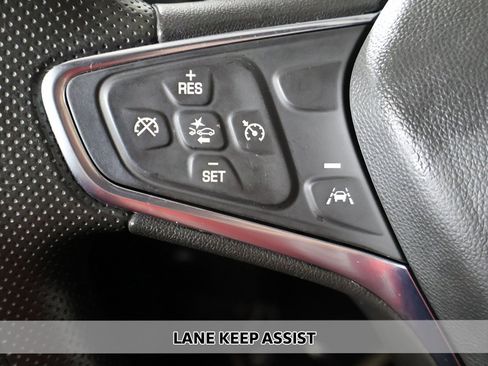 Used 2024 Chevrolet Malibu LT image 3