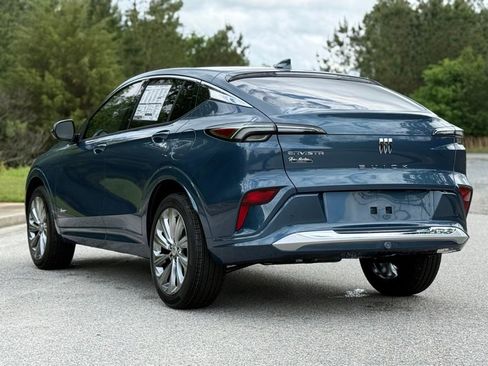 New 2026 Buick Envista Avenir FWD image 10