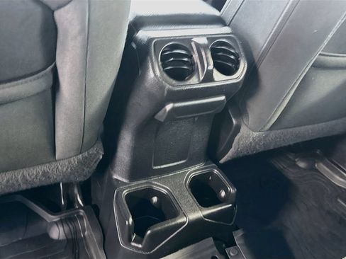 Used 2021 Jeep Wrangler Unlimited Sport AWD/4WD image 28