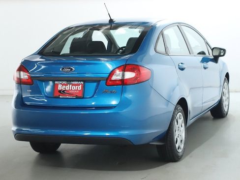 Used 2013 Ford Fiesta SE image 44