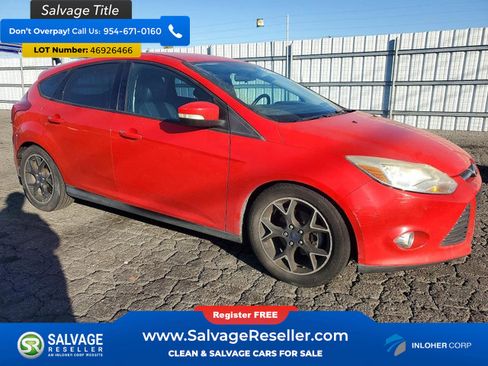 Used 2014 Ford Focus SE w/ Equipment Group 201A FWD image 5