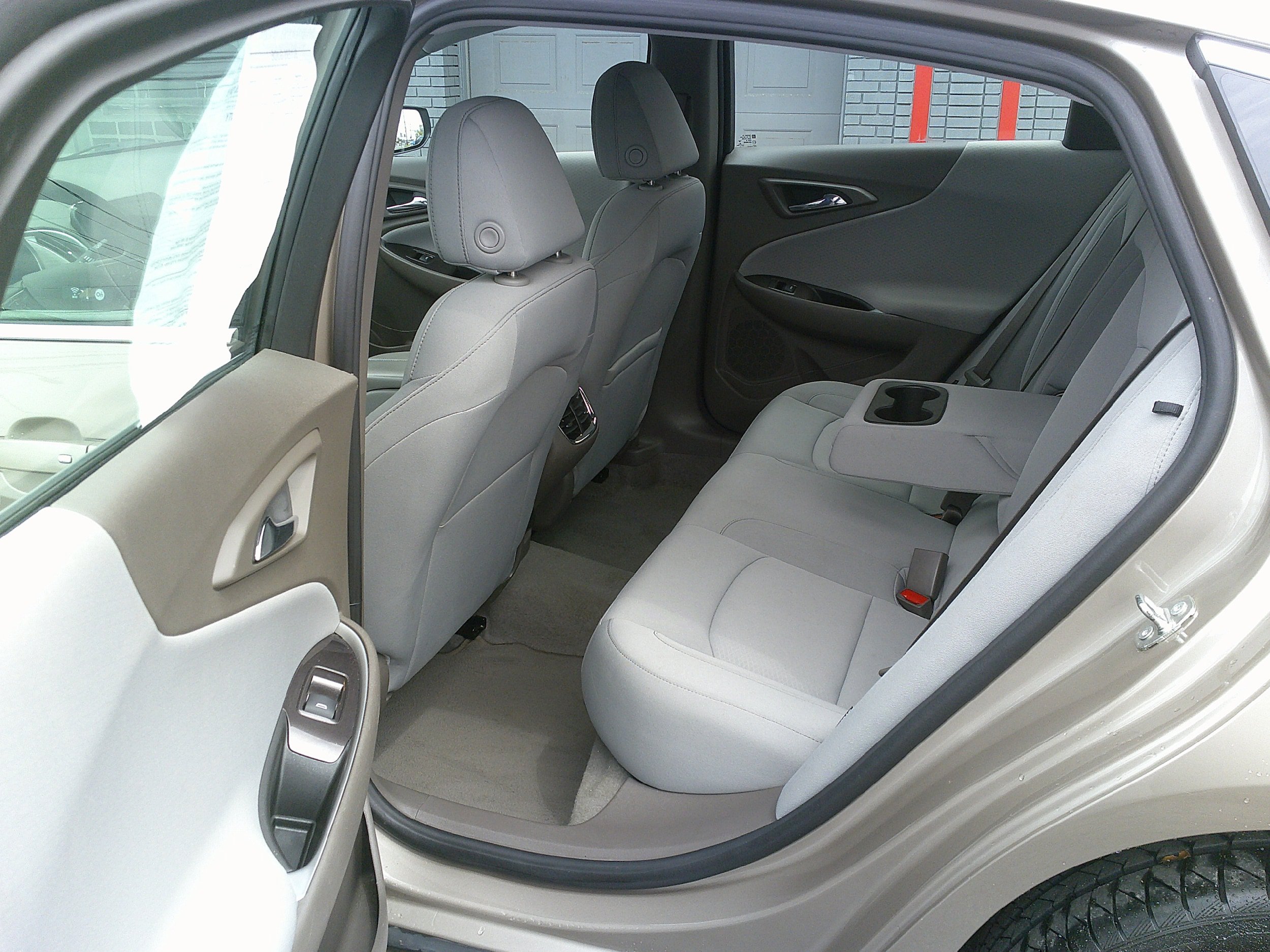 Used 2023 Chevrolet Malibu LT FWD image 18