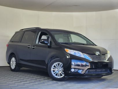 Used 2015 Toyota Sienna XLE Premium