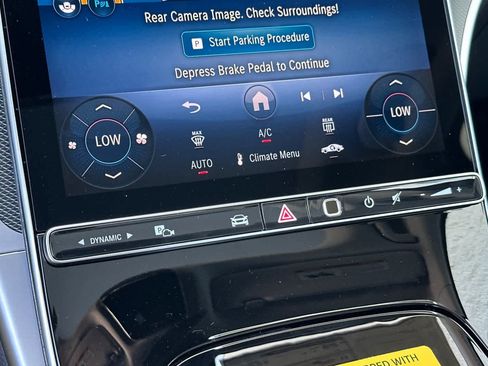 New 2026 Mercedes-Benz C 300 Sedan image 18
