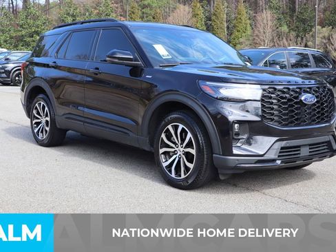 Used 2025 Ford Explorer ST-Line AWD/4WD image 5