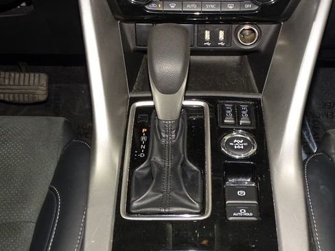 Used 2024 Mitsubishi Eclipse Cross SE image 36