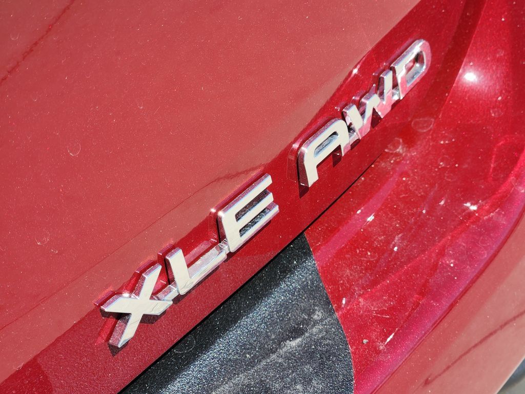 New 2026 Toyota Highlander AWD image 13