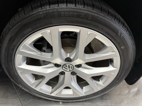 Used 2017 Volkswagen Golf Alltrack SEL AWD/4WD image 27