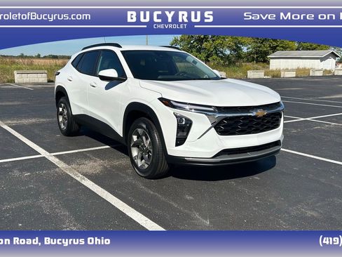 New 2025 Chevrolet Trax LT w/ LT Convenience Package image 1
